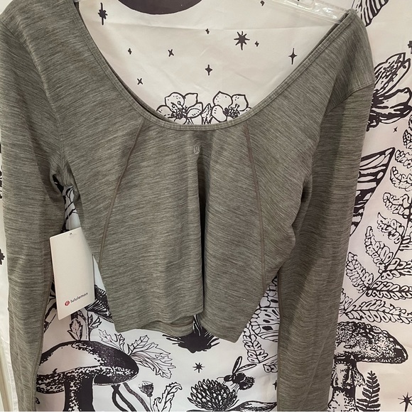 • FIRM PRICE NWT LULULEMON ALIGN LONG SLEEVE HEATHERED ROVER GREEN SIZE 10 - Picture 6 of 7